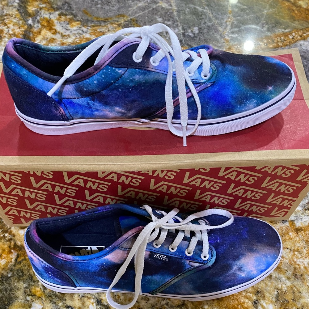 SOLD****Galaxy Vans size 8.0 women’s